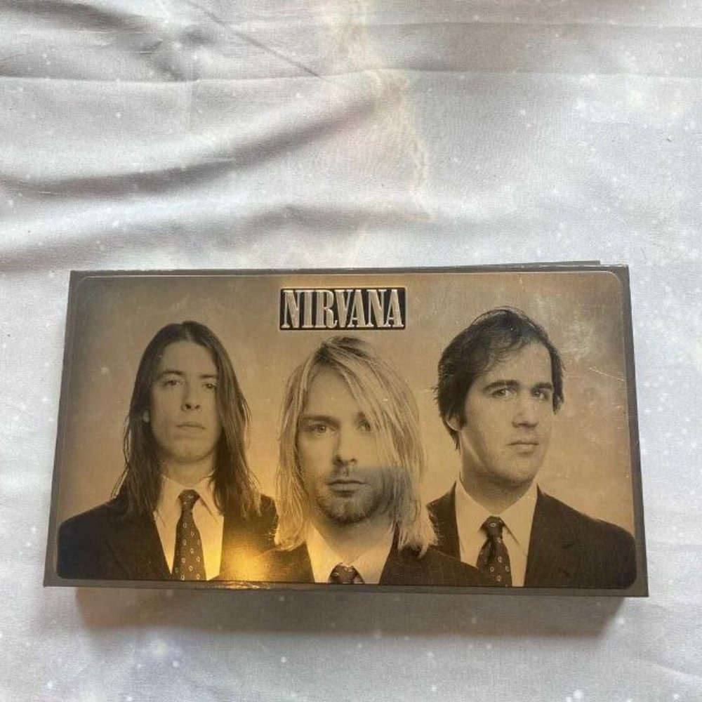 NIRVANA CD/DVD BOX SET: WITH THE LIGHTS OUT